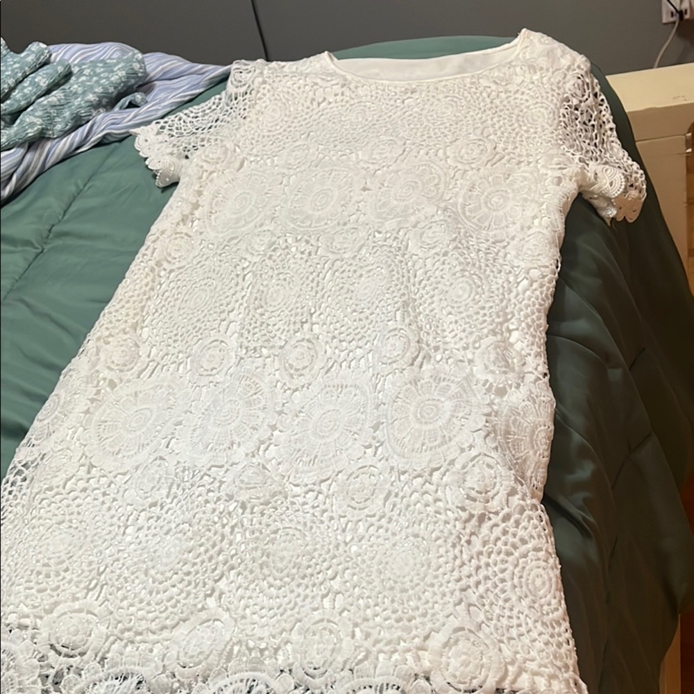 Elegant White Lace Dress